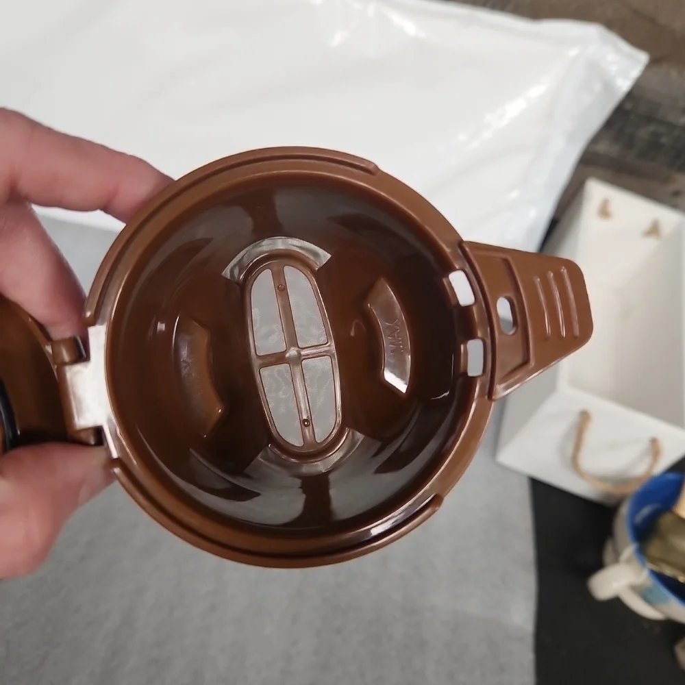 Hamilton Beach Brown Kitchen Funnel